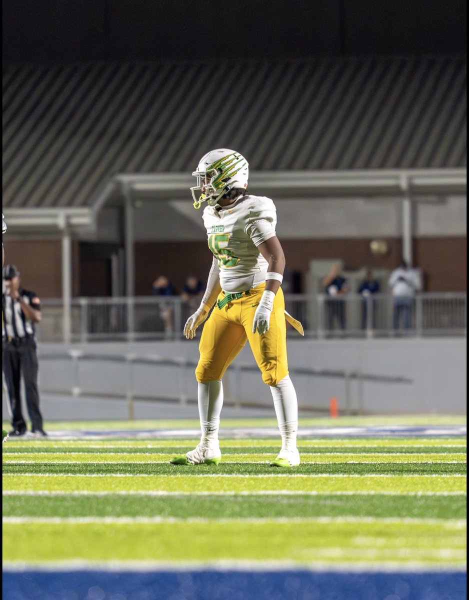 Jr season highlights

hudl.com/v/2TAUYf