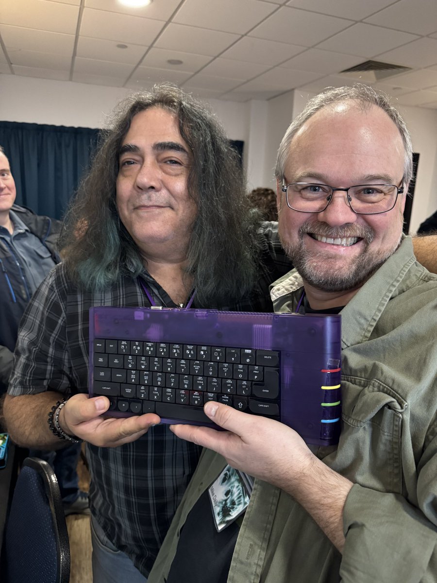 tonywarriner's tweet image. SPOTTED - the mythical magenta #SpectrumNext 🙌😍