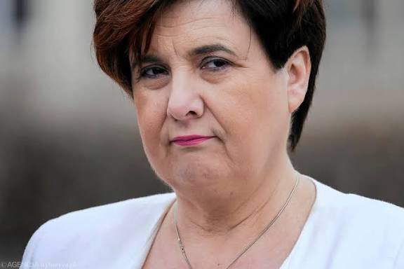 To jest Krystyna Wróblewska z PiS która bezskutecznie startowała do Sejmu - powiązana ze stowarzyszeniem Przeworsk bezpieczny powiat które promowała na stronie - wypłacono ze środków Funduszu Sprawiedliwości 4.1 mln złotych ❗️