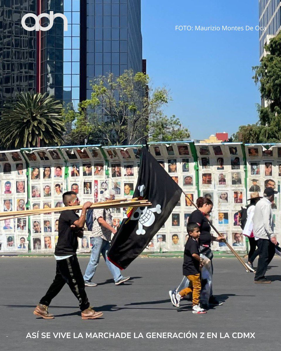 adnnoticiasmx's tweet photo. #MarchaNacional | 🛑 Este 15 de noviembre, la #GeneraciónZ toma las calles de la Ciudad de México para alzar la voz por un México más justo, transparente y libre de #corrupción. Exigen seguridad, justicia social y un alto a la #violencia ✊🏻 https://t.co/oTDDQH7FJO