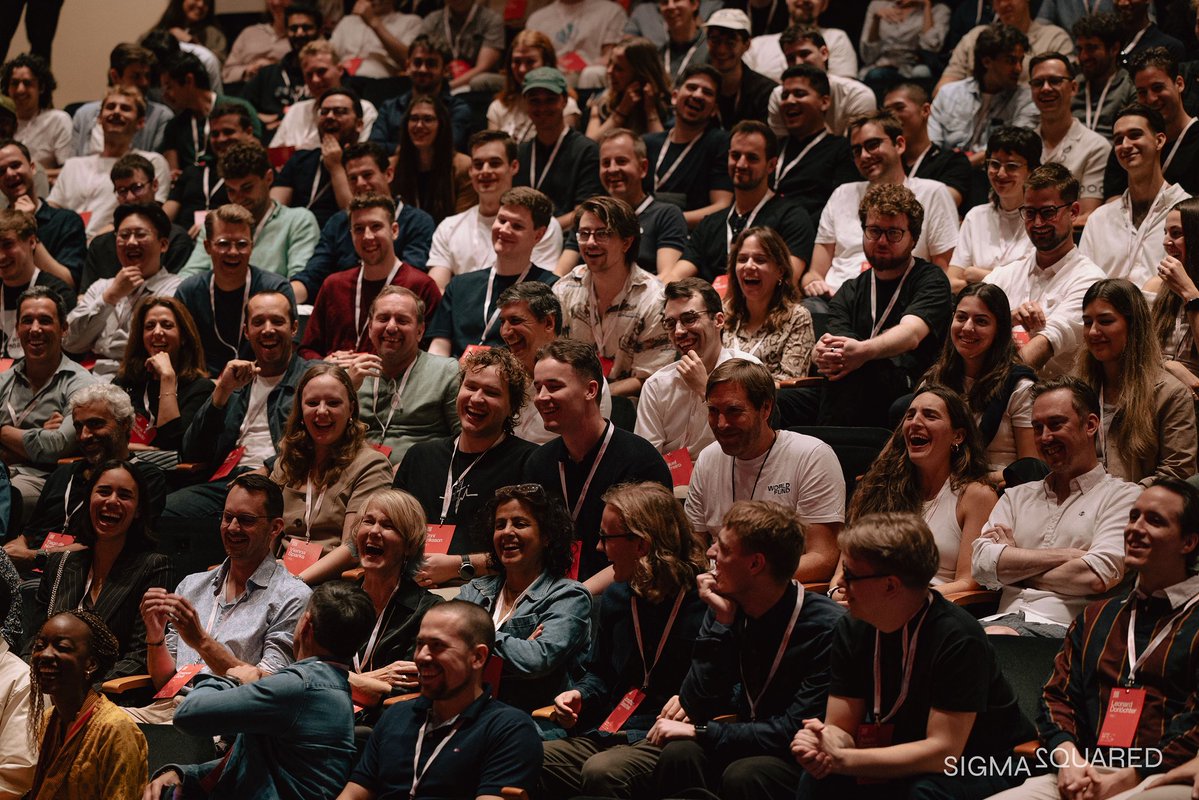 YouthDiplomatUG's tweet image. The @YouthDiplomatUG @AyebareDenise spent a productive week in Spain🇪🇸, where young founders, innovators, and changemakers from around the world convened under the Sigma Squared Community.

The Office of External Relations looks forward to deepening these collaborations.