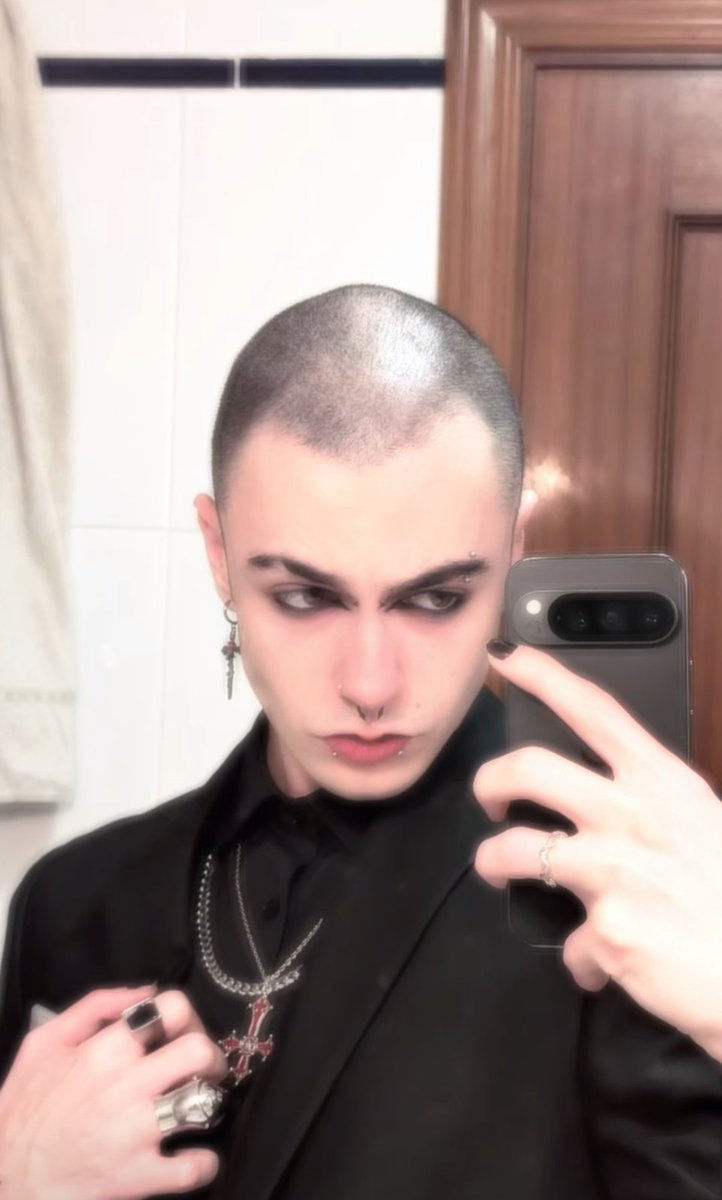 🦇Supøngo🦇 (@elsuposicion) on Twitter photo 