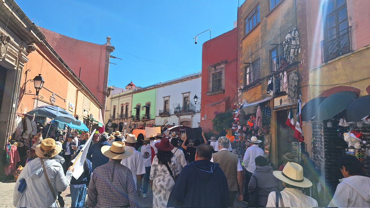 santijoe's tweet photo. Marcha de #GeneracionZ en #Queretaro https://t.co/RWECplQ4fr
