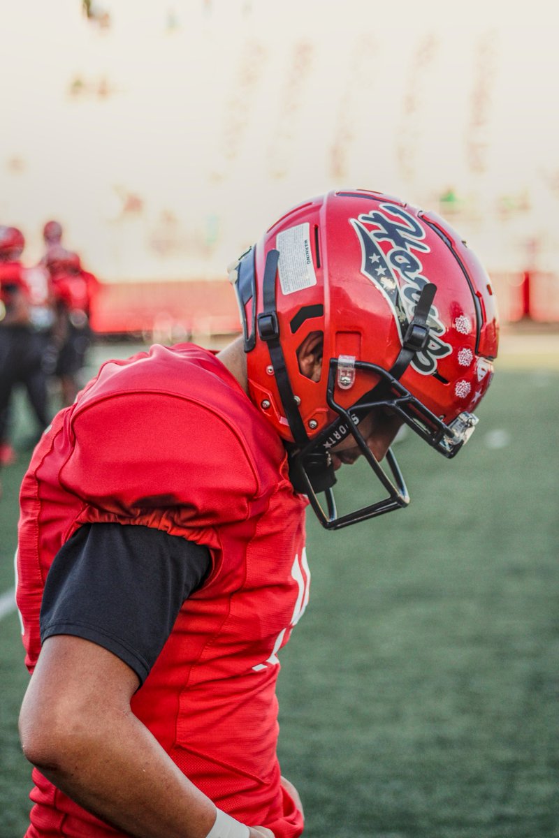 kian_adloo's tweet image. After a tough loss in playoffs my first and last season has come to an end. Thank you @TheHillTTHLFB for the memories I gained during my senior year, I wish i did this a lot sooner. @DavidSullivanI1 @TheCoachNWard @Coach_D_Wynn 

Full Season Highlights: hudl.com/v/2TCkhz