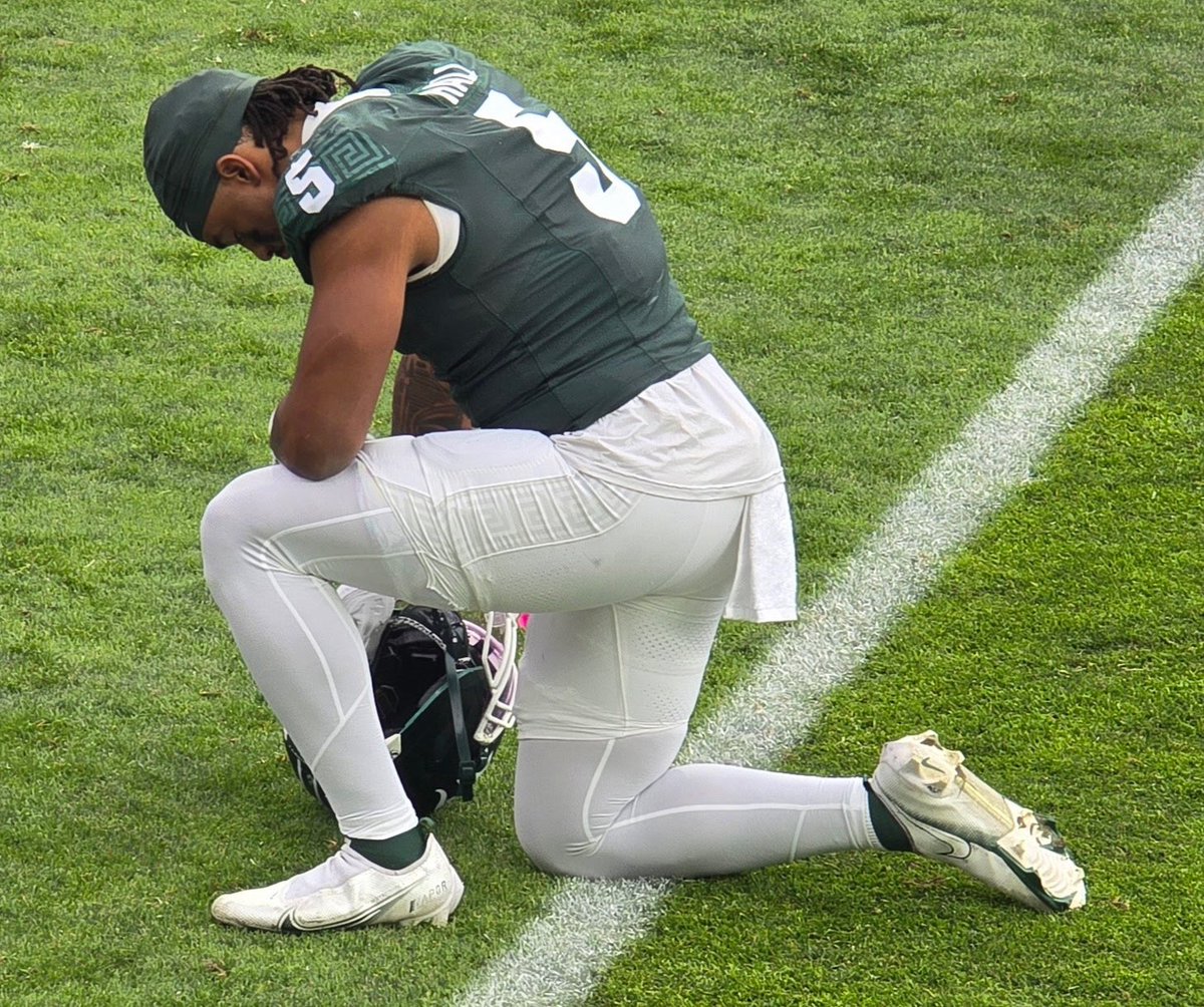 Kickoff 💕💚🤍 but first…..
🙏🏽