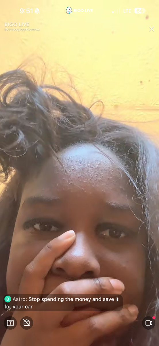 Blankscreen9's tweet photo. #traceybarbie #traceyarmh this girl is still a messsss wowwwwww https://t.co/tYsx2gr0cB