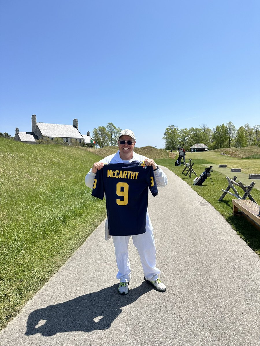 caddietales's tweet image. I'm afraid Michigan football is the equivalent of a country club golfer from Florida. Nice vanity handicap that is largely a product of playing easy courses.

But soon they are going to go to come up against Ohio State. And that's gonna sort of be like traveling to Whistling