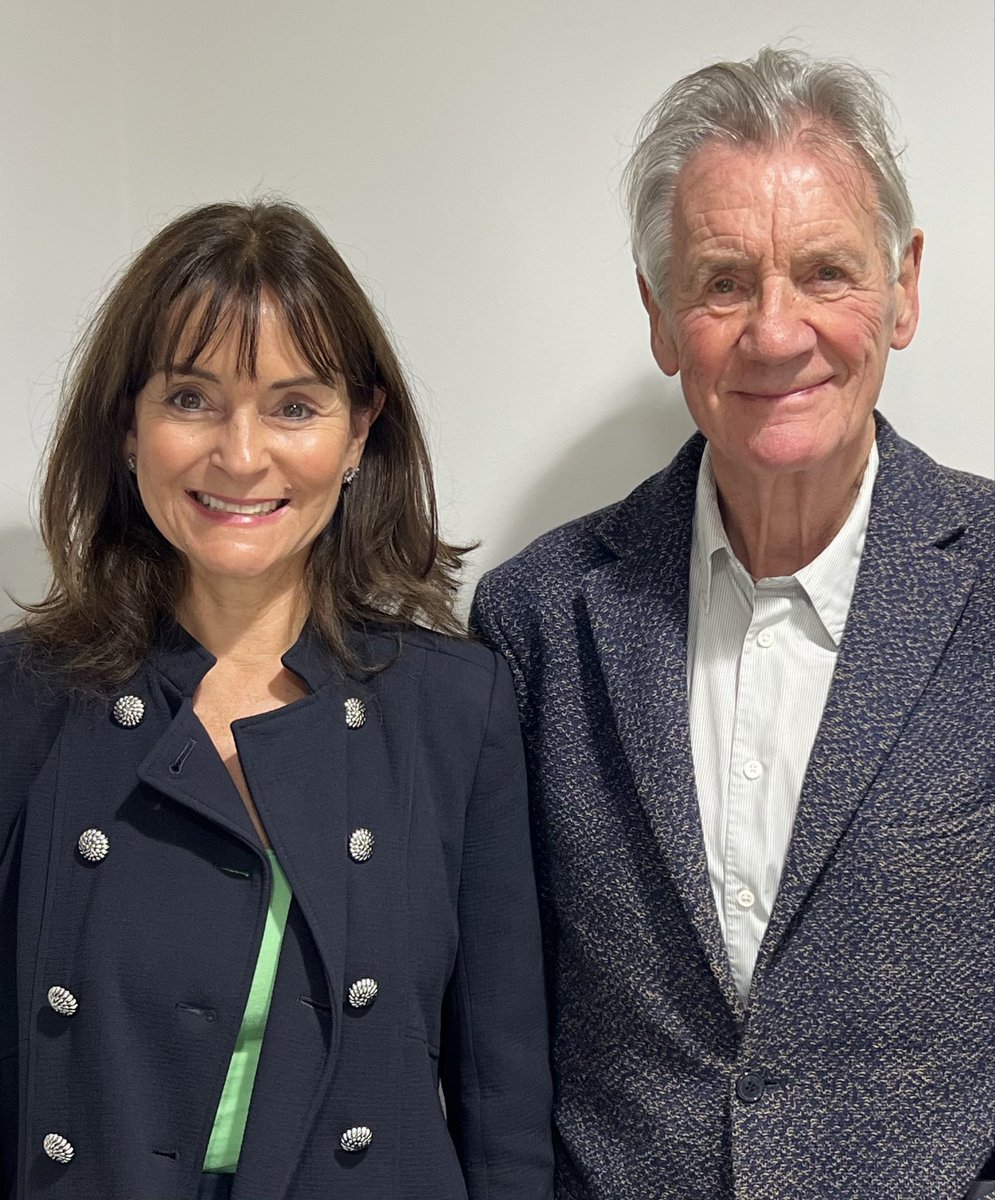 LeonieMellinger's tweet image. ⸻

I loved talking to Sir #MichaelPalin about adventurous ageing, Venezuela at 81, Monty Python, silliness, grief, and the incredible work of the Michael Palin Centre for Stammering — which helped me and my daughter.
Thoughtful, funny, moving.  open.spotify.com/episode/7vpoUb…