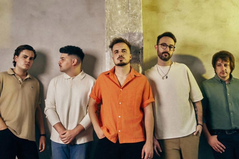 Melifluo llenan hoy El Gran Café sin necesidad de rescatar su pasado musical truncado por un accidente salvo para reivindicar que la amistad ha estado por encima de los éxitos para estos músicos que desde Baeza soñaron con conquistar la escena 👇
 leer.diariodeleon.es/zr8pr7