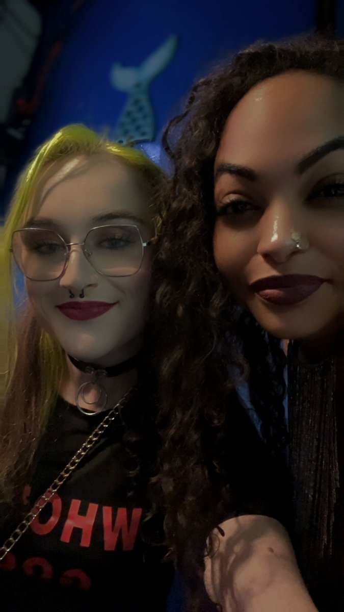 IvryRoses's tweet image. Last night was top tier ❤️