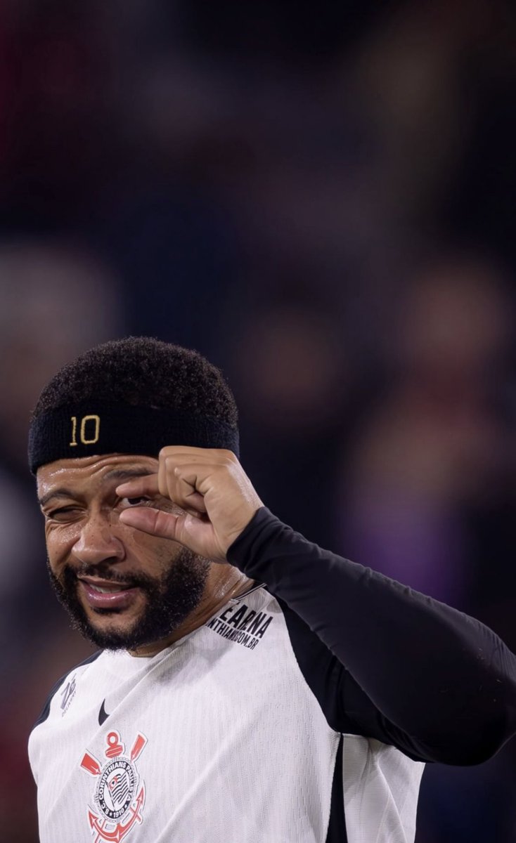 Corinthians family, my name is Lewis and I run <a href="/TheMemphisEra/">TheMemphisEra 🦁</a> as well as this account. I turn 18 on November 19th (Wednesday)  and it would make my whole year to get a birthday message from Memphis Depay. Any help getting this to him would mean the world to me! 

<a href="/Corinthians/">Corinthians</a>