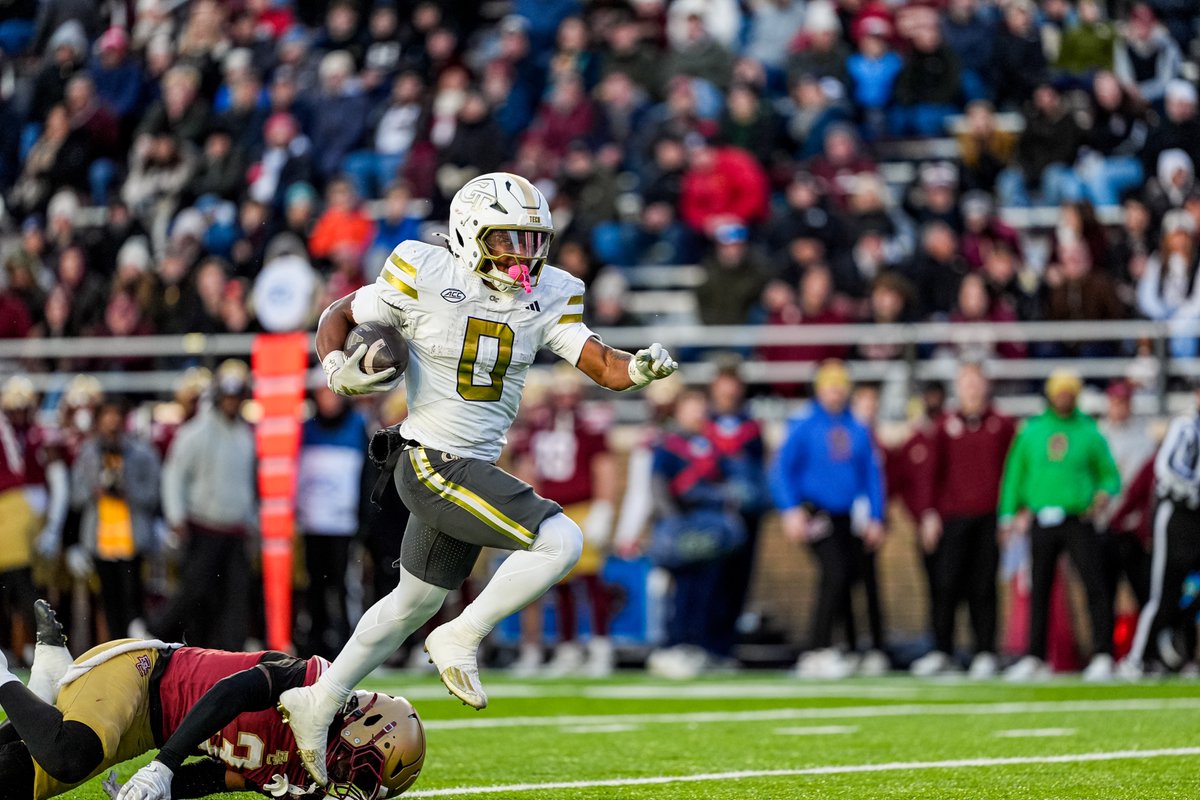 GeorgiaTechFB's tweet photo. Leavin' em in the dust 👀
@hosley_malachi https://t.co/Xf8LLGhh1I