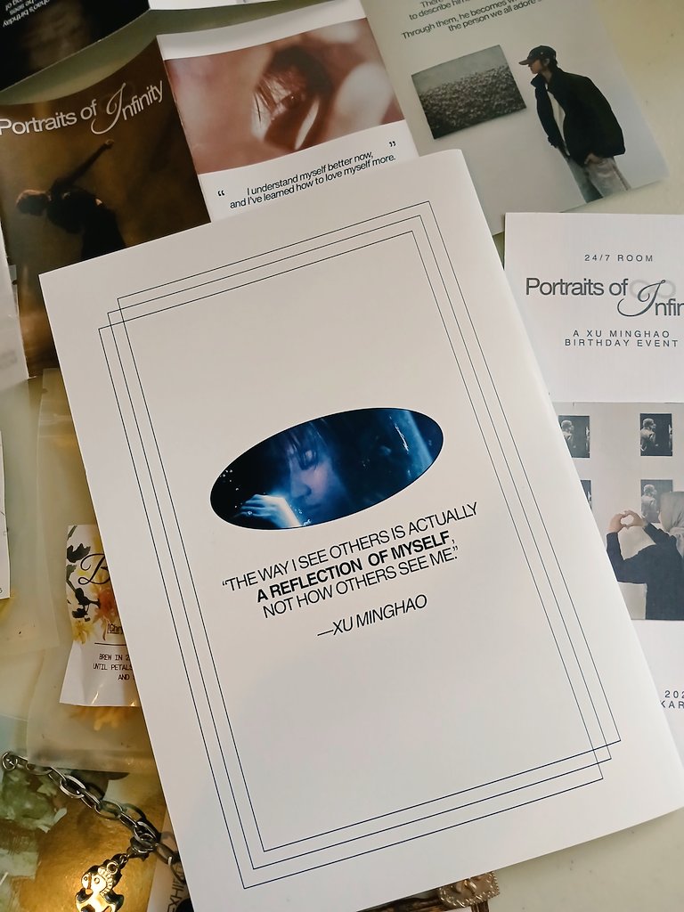 danishsvarga's tweet photo. The goodies ❤️

@247__room
#PortraitsofInfinity
#247ROOM https://t.co/dmyjeKsAzq