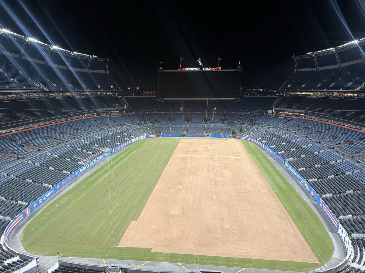 Chris Hathaway tweet media