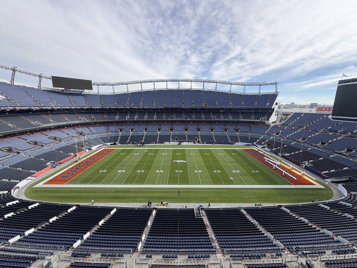 Chris Hathaway tweet media