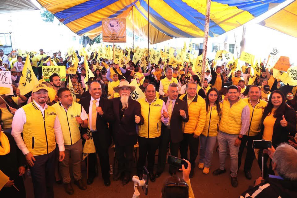 Estamos cristilizando proyectos, recorriendo calles y tocando puertas para continuar trabajando por y para la comunidad. 💛

Con mucha energía y entusiasmo, tomamos protesta a los Comités Municipales de la zona oriente y de los volcanes.

El sol está volviendo a brillar. ☀️

#OOA
