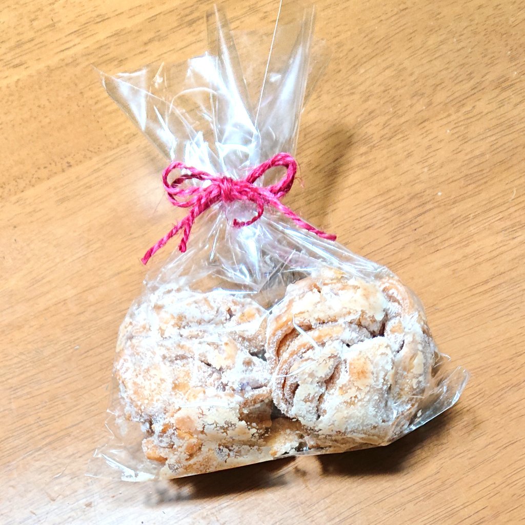 すぬぴん様 楽しい時間を過ごした上に、ピピンさんの奥様からは手作りのお菓子まで