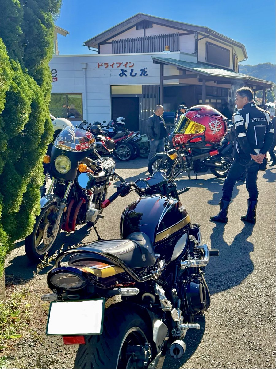 さすが人気店✨オープン前から凄い人😳 🏍³₃客もめちゃめちゃ多い