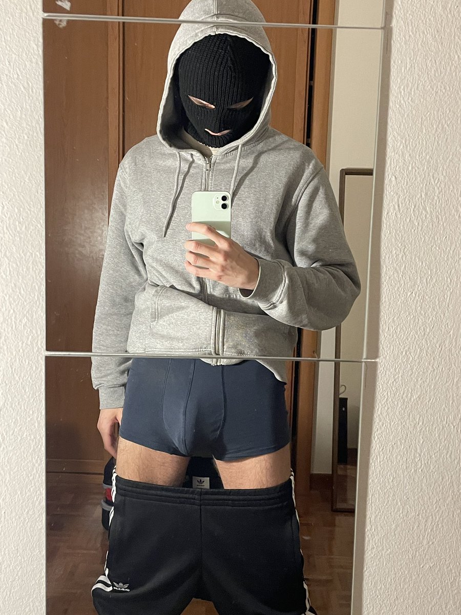 All you need in life is a dominant man 

onlyfans.com/denzz09/c1