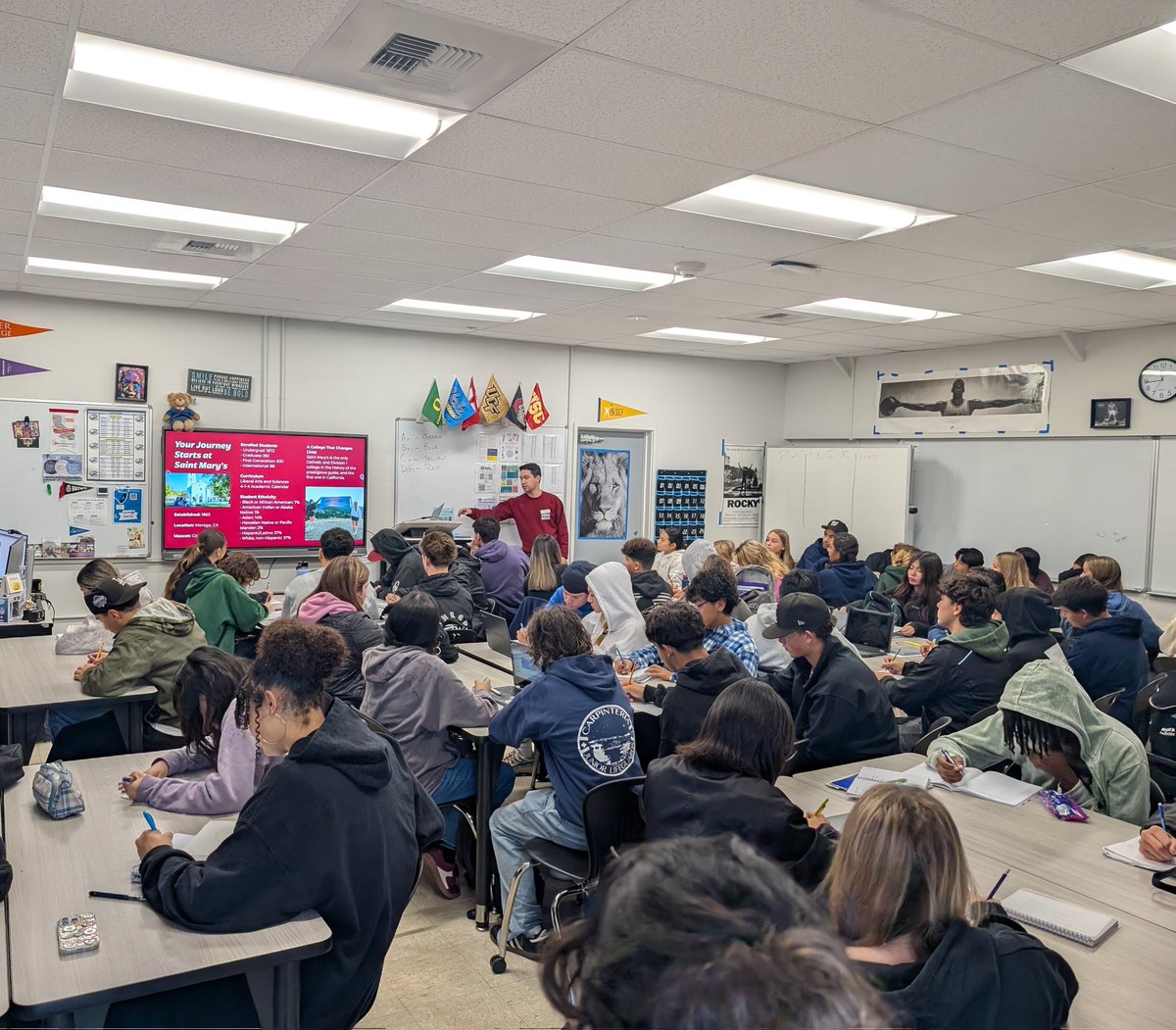 ACHS_AVID's tweet image. Thank you to Ryan Brinkman from Saint Mary&apos;s College of California for coming back to ACHS and visiting our AVID classes! Lots of wonderful opportunities were shared and we&apos;re so thankful!
