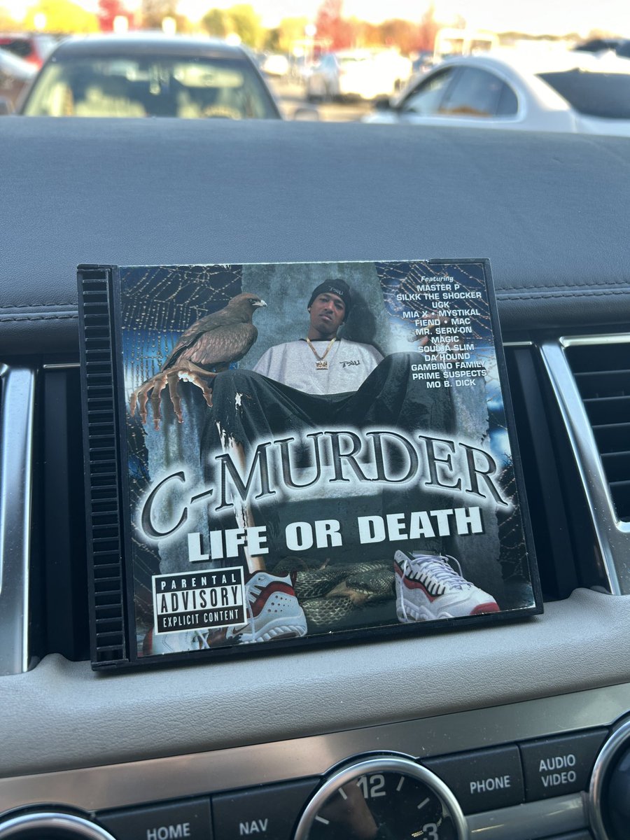 HHistorian50532's tweet image. No Limit had the greatest CD cases of all time.