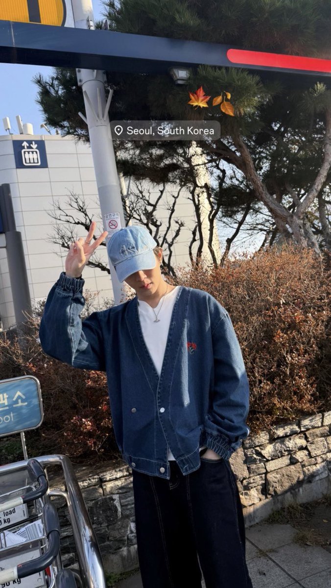 ko_ko_425's tweet photo. 나깅이가 진짜 한국에 있다고...?
갑짜기 우리 애랑 같은 하늘 아래 잇다고?!!!! https://t.co/WU562UJLR1
