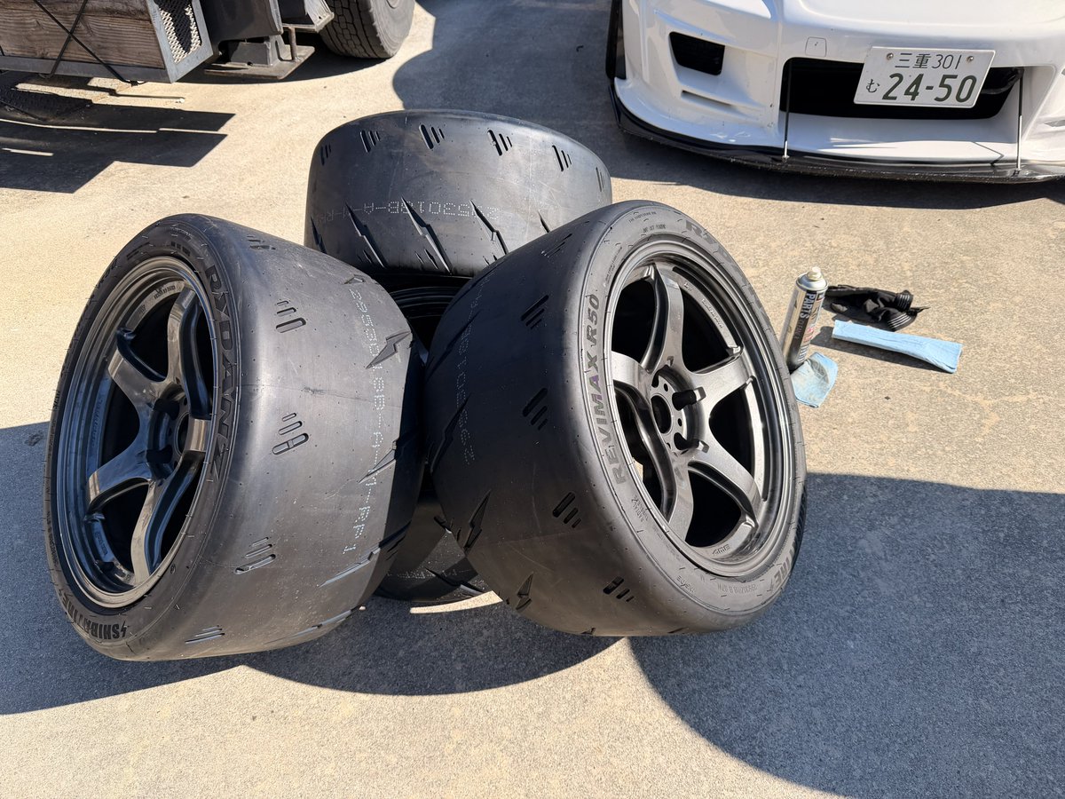 今年のアタック用タイヤ 初のT9βなんで筑波前に一度 セントラルに