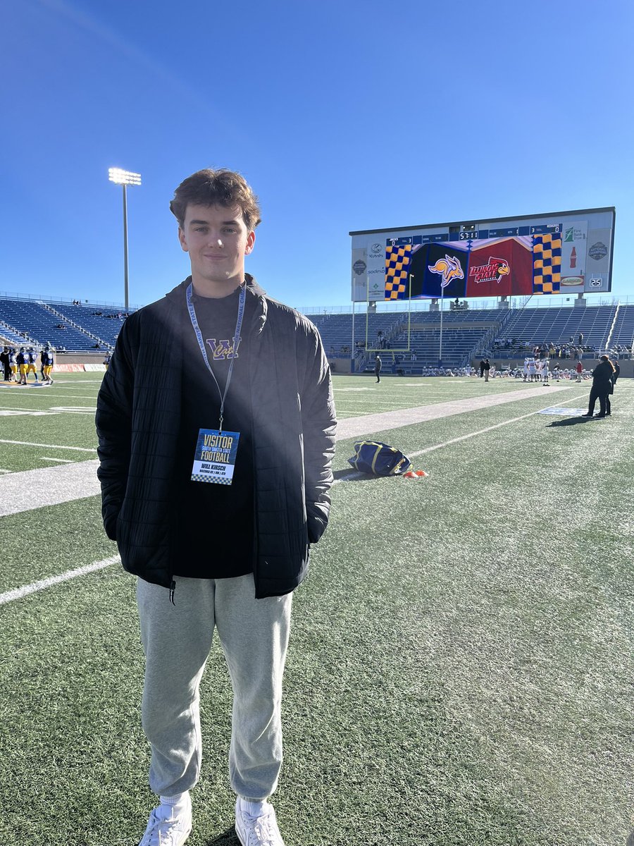 Thank you <a href="/CoachDtjackson/">Dan Jackson</a> for the game day visit and the great experience!! <a href="/GoJacksFB/">SDSU Football</a> 

<a href="/WaconiaFootball/">Waconia Football</a> 
<a href="/Coach_Benedetto/">Vince Benedetto</a> 
<a href="/Coach_Bergy/">Brian Bergstrom</a> 
<a href="/PrepRedzoneMN/">Prep Redzone Minnesota</a>