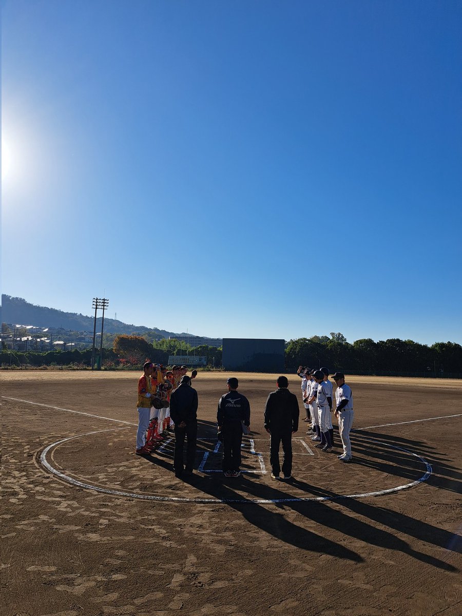 seinanren's tweet photo. 生駒市軟式野球連盟令和七年度最終戦。スポーツ協会長杯決勝戦！エナジーVSディーメーカズは10-9でエナジーが優勝しました。
令和七年度のすべての日程を終了しました。
また来年！ https://t.co/h3uIGFnn6O