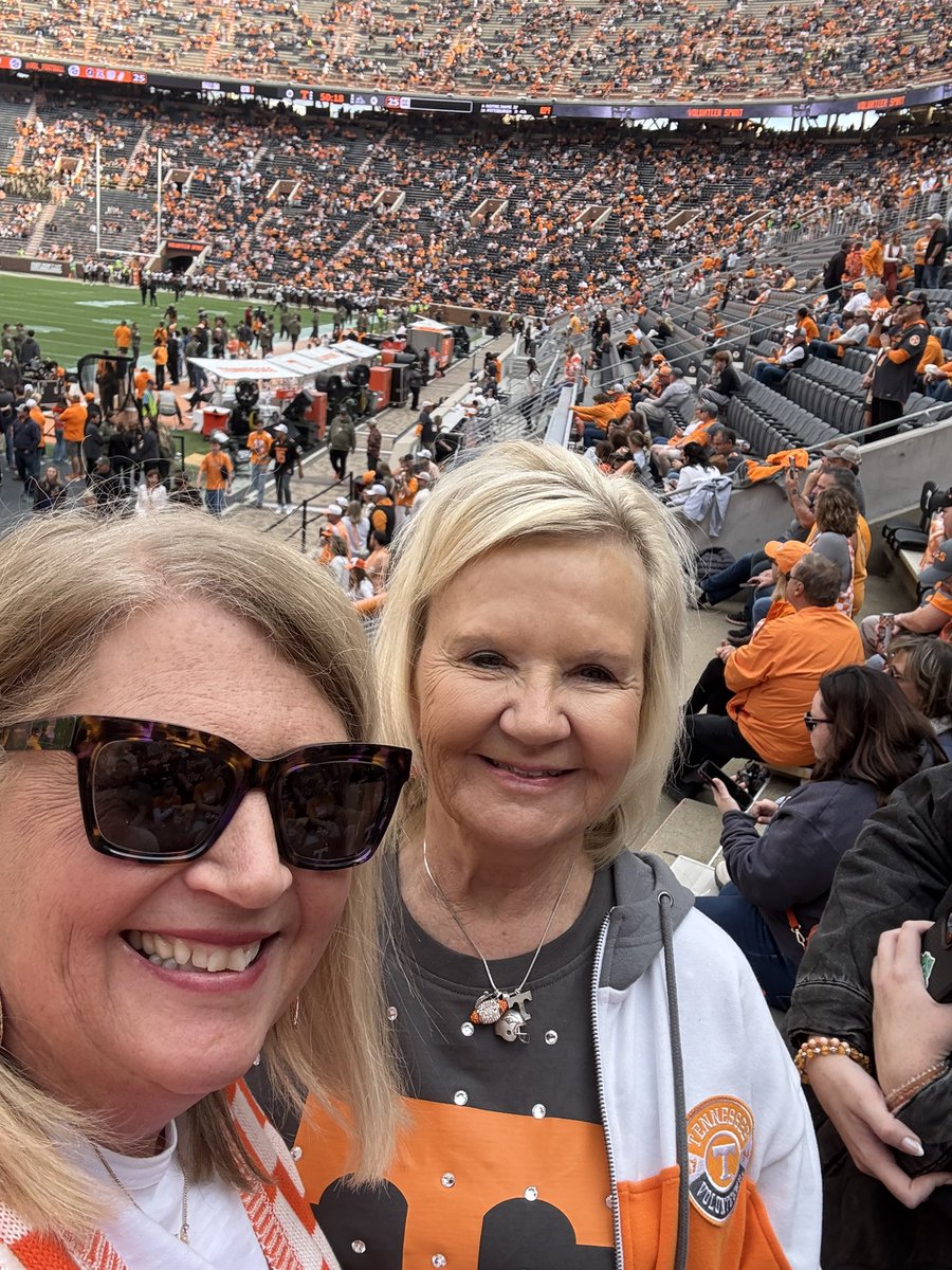 A beautiful fall day for Homecoming!