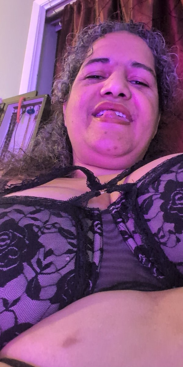 Aren't you tempting, on your knees, ready to please. You know what to do.