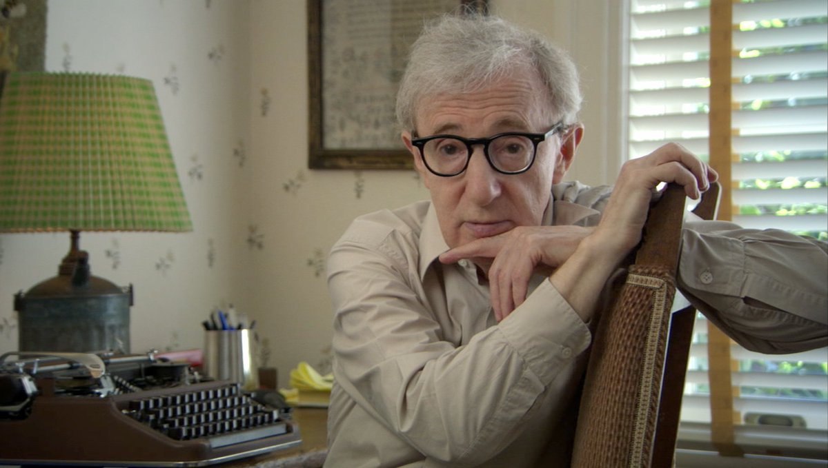 "No conozco la clave del éxito, pero sé que la clave del fracaso es tratar de complacer a todo el mundo"

Woody Allen