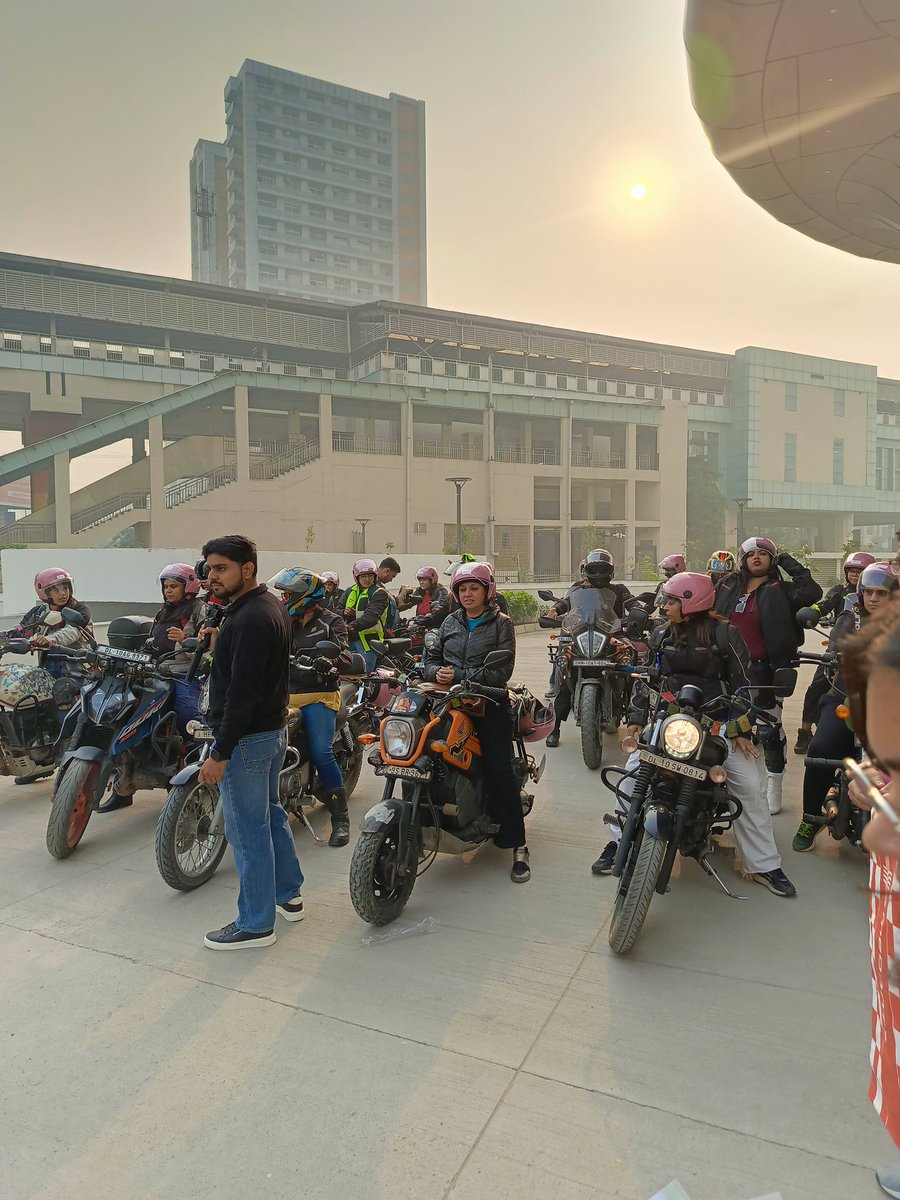 Honoured to flag off women bike rally to combat #woman #cancer hosted by #SheCanScan , #Medanta and #SheWingsfoundation. Grateful for Dr <a href="/ips_rajeev/">Dr Rajeev Narain Mishra (IPS)</a> to inaugurate #Feedthefuture 4.0 
A highly commendable initiative supported by <a href="/OilIndiaLimited/">Oil India Limited</a> <a href="/SheCan_Scan/">SheCanScan</a> <a href="/medanta/">Medanta</a>