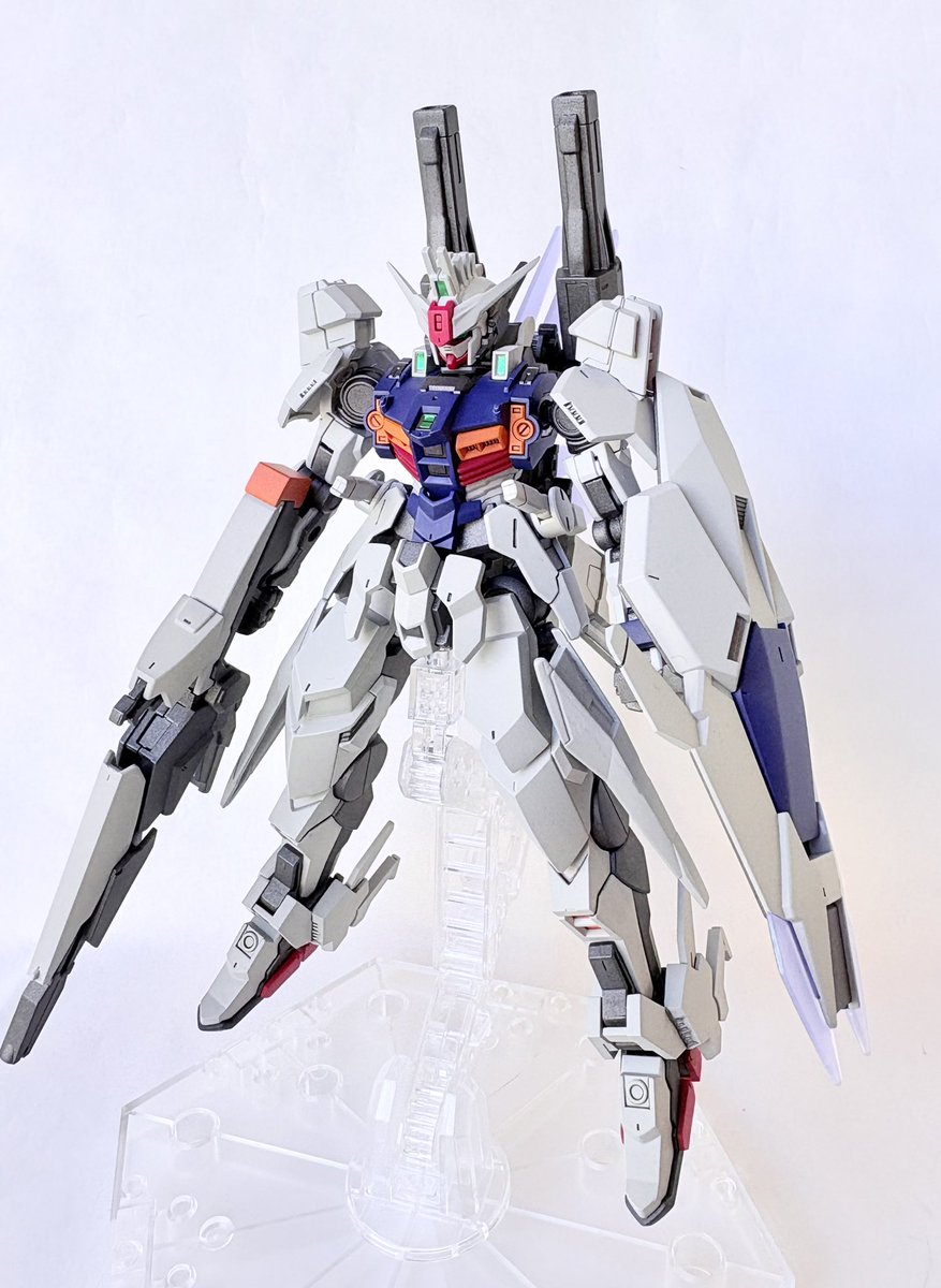 plamderoot32's tweet photo. HG ガンダムジリウス完成しました！
ちょいカスタマイズして放熱版以外を塗装です
ジリウス良いデザインですよねー
今後の追加武装とかも期待したいところ

 #ガンプラ
 #プラモデルライフ https://t.co/j1HVii26Ha