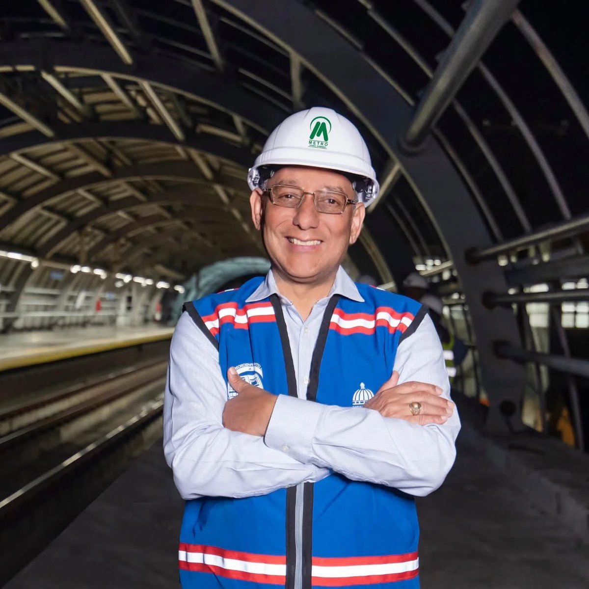 CelioLic's tweet photo. ING. RAFAEL SANTOS: PILAR DE LA TRANSFORMACIÓN EN LA OPRET
En el corazón del sistema de transporte moderno de la República Dominicana, se encuentra la visión firme y el liderazgo técnico del ingeniero Rafael Santos Pérez. https://t.co/qS8OidYUCz