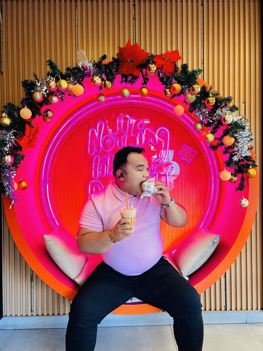 __jpca's tweet photo. Sunday blessings, good coffee, and a grateful soul. Happy and blessed Sunday to all! ❤️🙏

#dunkindonutsicedcoffee #dunkindonuts #dunkin #dunkindonutscoffee #dunkincoffee #icedcoffee #dunkinicedcoffee #coffee #coffeelover https://t.co/oIZRwdxcV1
