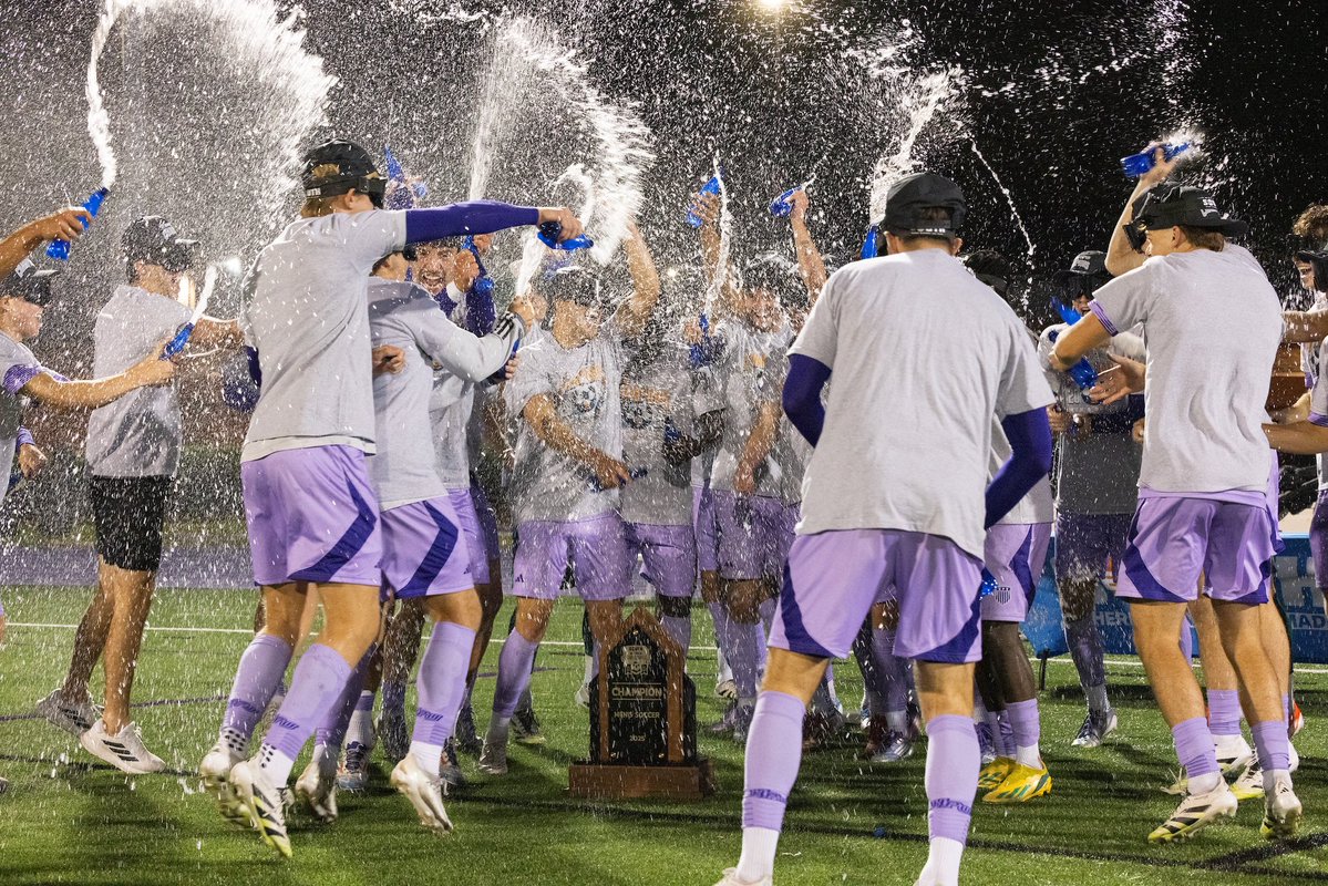 Soak it in, Panthers! 🚿

<a href="/HPUMSOCCER/">High Point University Soccer</a> 🏆 #BigSouthMSOC