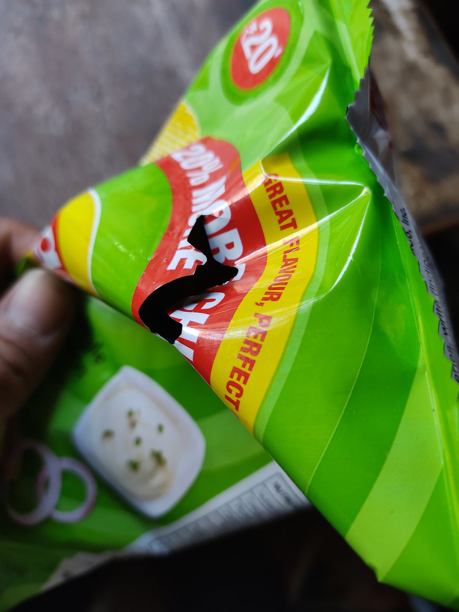 sahyogsamarpan's tweet image. zepto एक चोर कंपनी है उपभोक्ताओं के साथ फ्रॉड करती है अभी सुबह-सुबह मैंने एक order किया था zepto पर उसमे एक रिफाइंड का वेट 830 g दिखा रहा था ओर डिलीवरी किया गया 755g का इस तरह zepto उपभोक्ताओं के समान में से वेट चोरी कर रहा है zeptoएक चोर कंपनी है  zepto कों सभी ब्लॉक