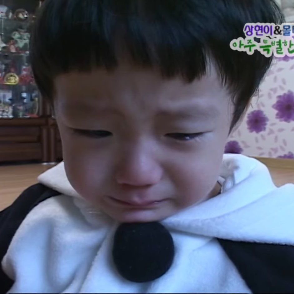 hyuneum_ie's tweet image. 형아가 사료 먹찌 말랬찌.! 
                                                   (뿌우에에앵)
돌겠네🤷🏻~….

#패밀리즈 #장한음 #정상현