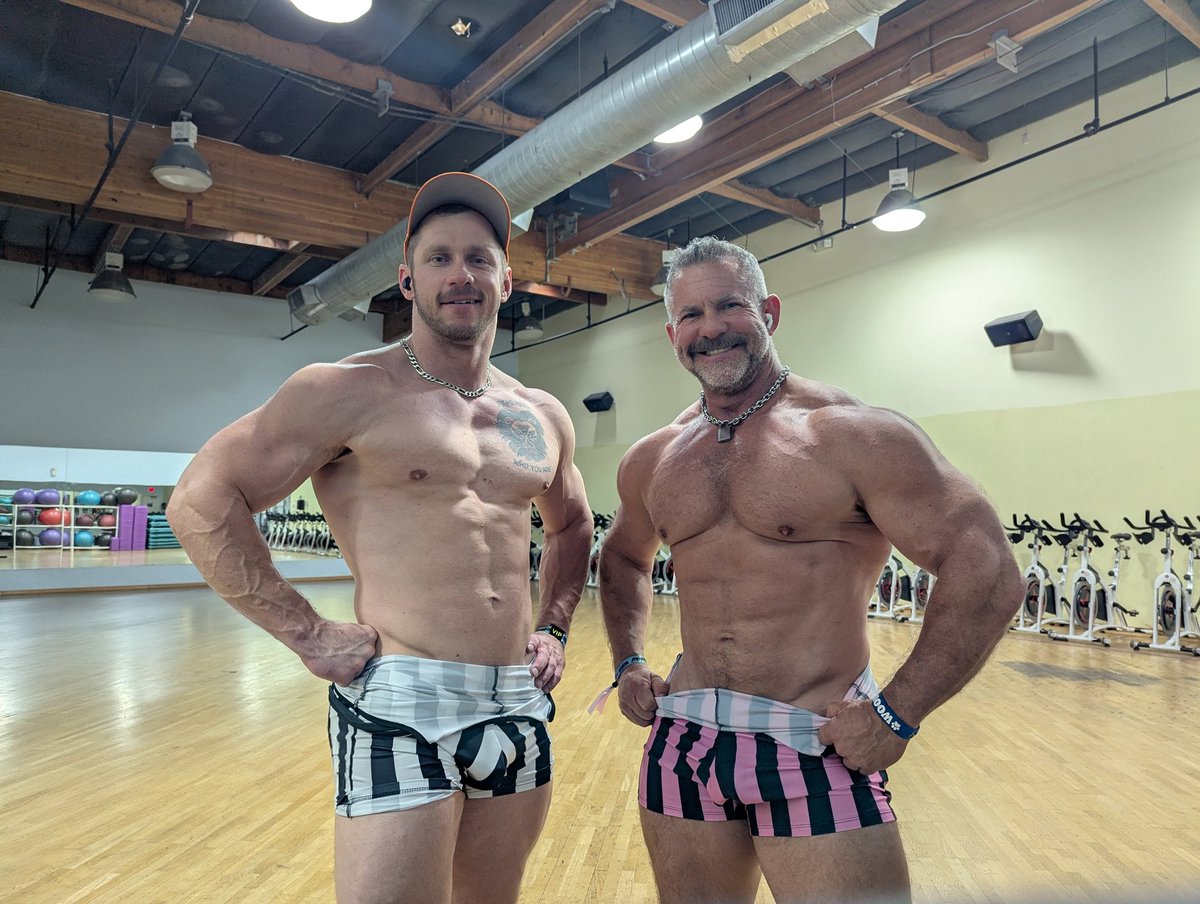 Happy #singletsaturday