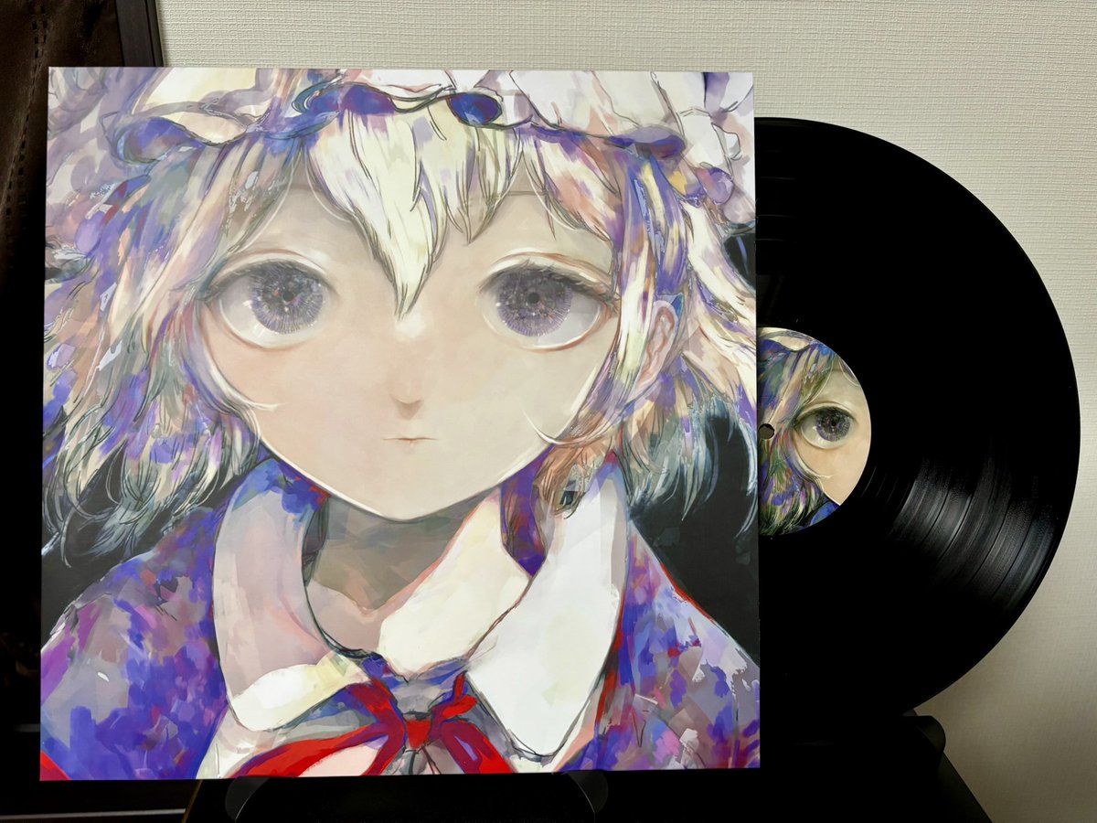 youth_oh's tweet image. 【京都秘封 告知②】
Dr.レイテンシーの眠れなくなる瞳オンリー
her eyes to see the truth beyond the facts

CDは廃盤となった作品ですが、今回レコードで再頒布いたします！
塚本穴骨様のジャケット絵を大迫力でお楽しみください。

試聴：torash.bandcamp.com/album/her-eyes…
一部5000円
学-22 ごんばこんなか