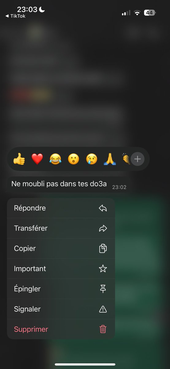 milhaai's tweet image. Ma mère me fais mal au cœur w’الله je sais vraiment plus quoi faire l’oublier pas dans vos duaa aussi qu’الله lui facilite cette épreuve dur