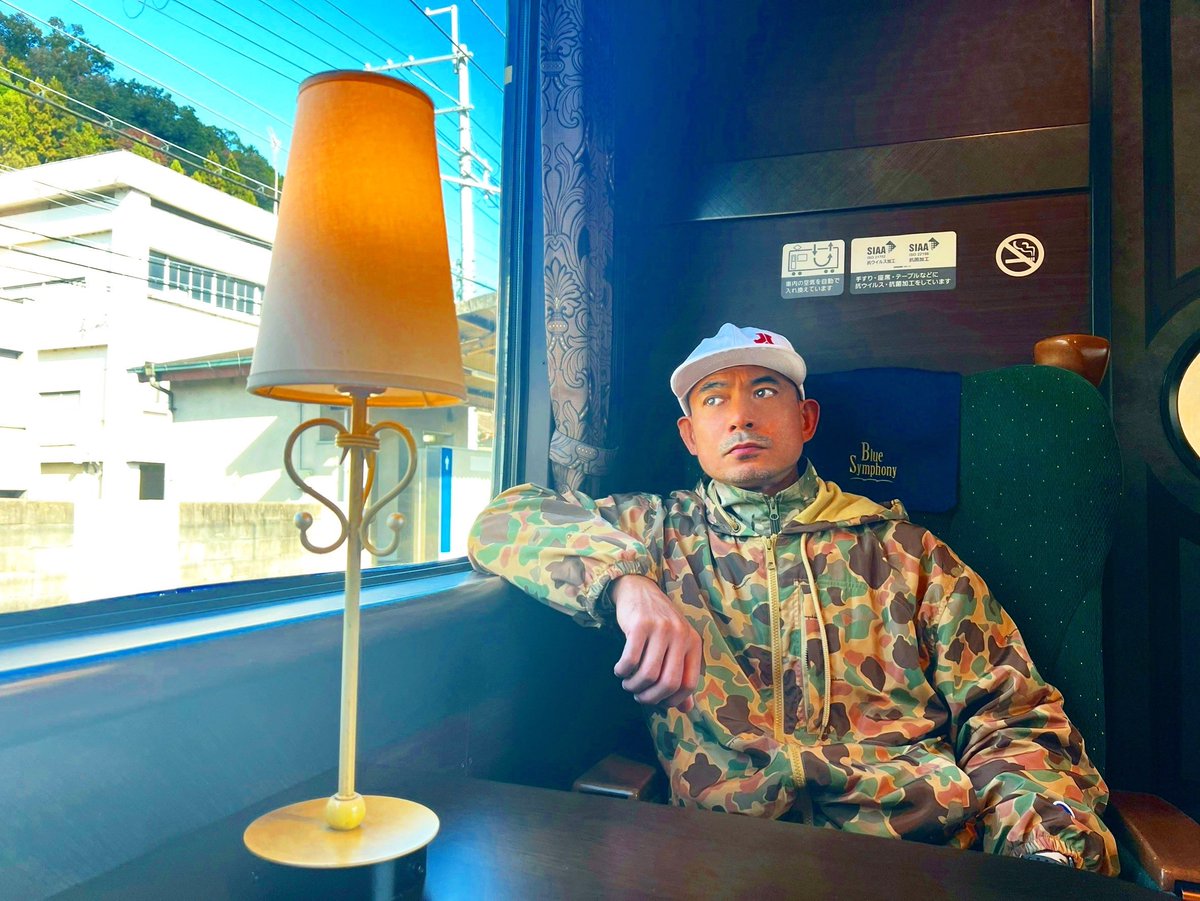 jangoool's tweet image. 11月16日 日曜日

おはよう

昨日隠し撮りされたやつ