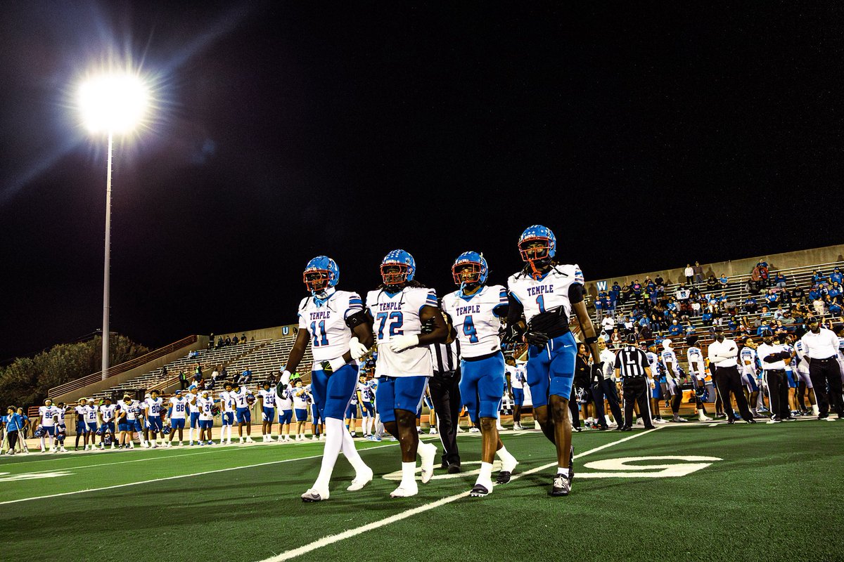 Qterrius white tweet media