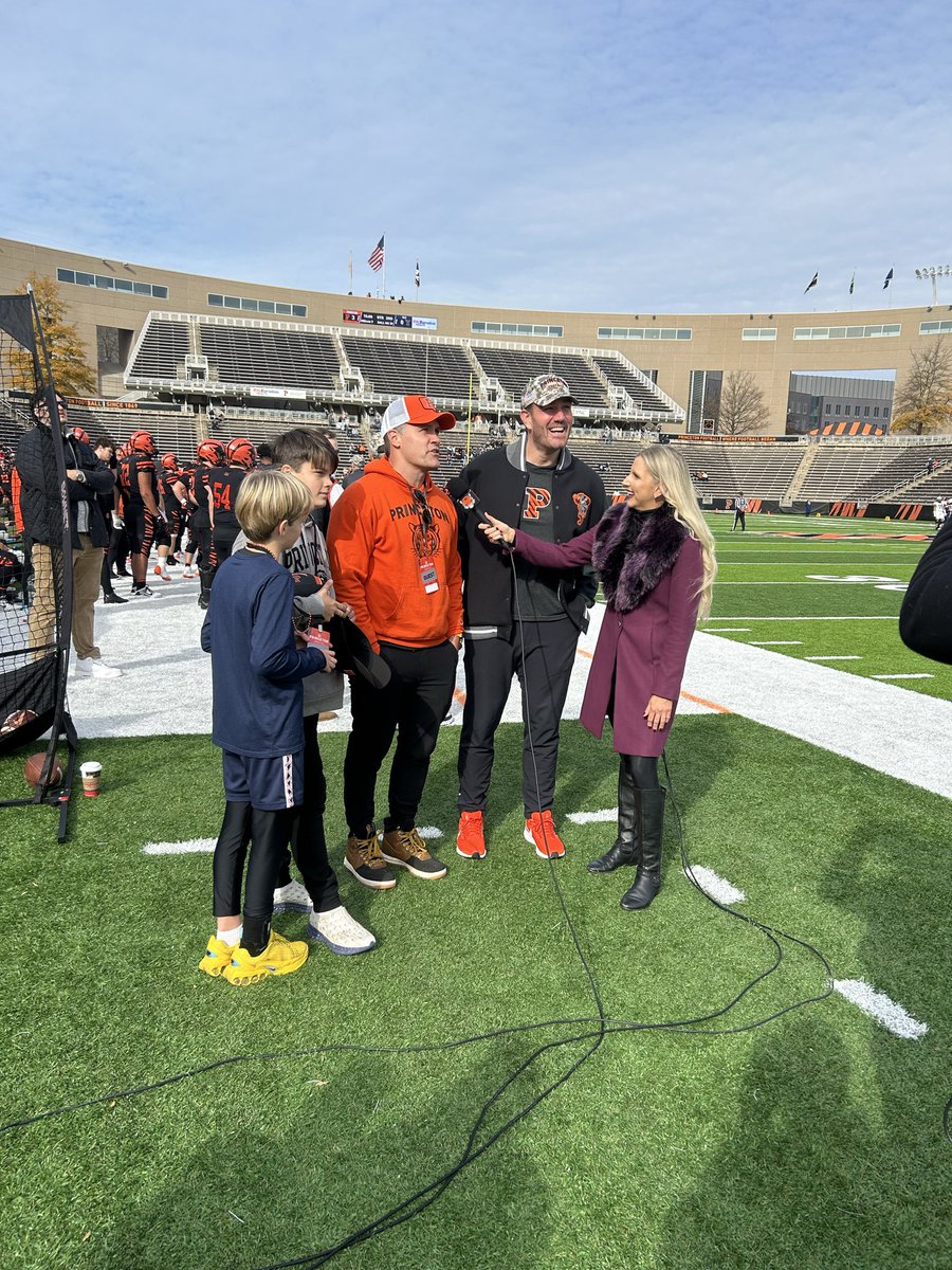 NatalieKWitten's tweet image. Honored to be a part of the broadcast for one of college football’s oldest and most storied rivalries alongside @CodyChrusciel and @DaveGiancola! So fun talking with @jalentravis, @RossTuckerNFL and @KyleBrandt! It was a pleasure to meet and interview them! #Princeton #Yale