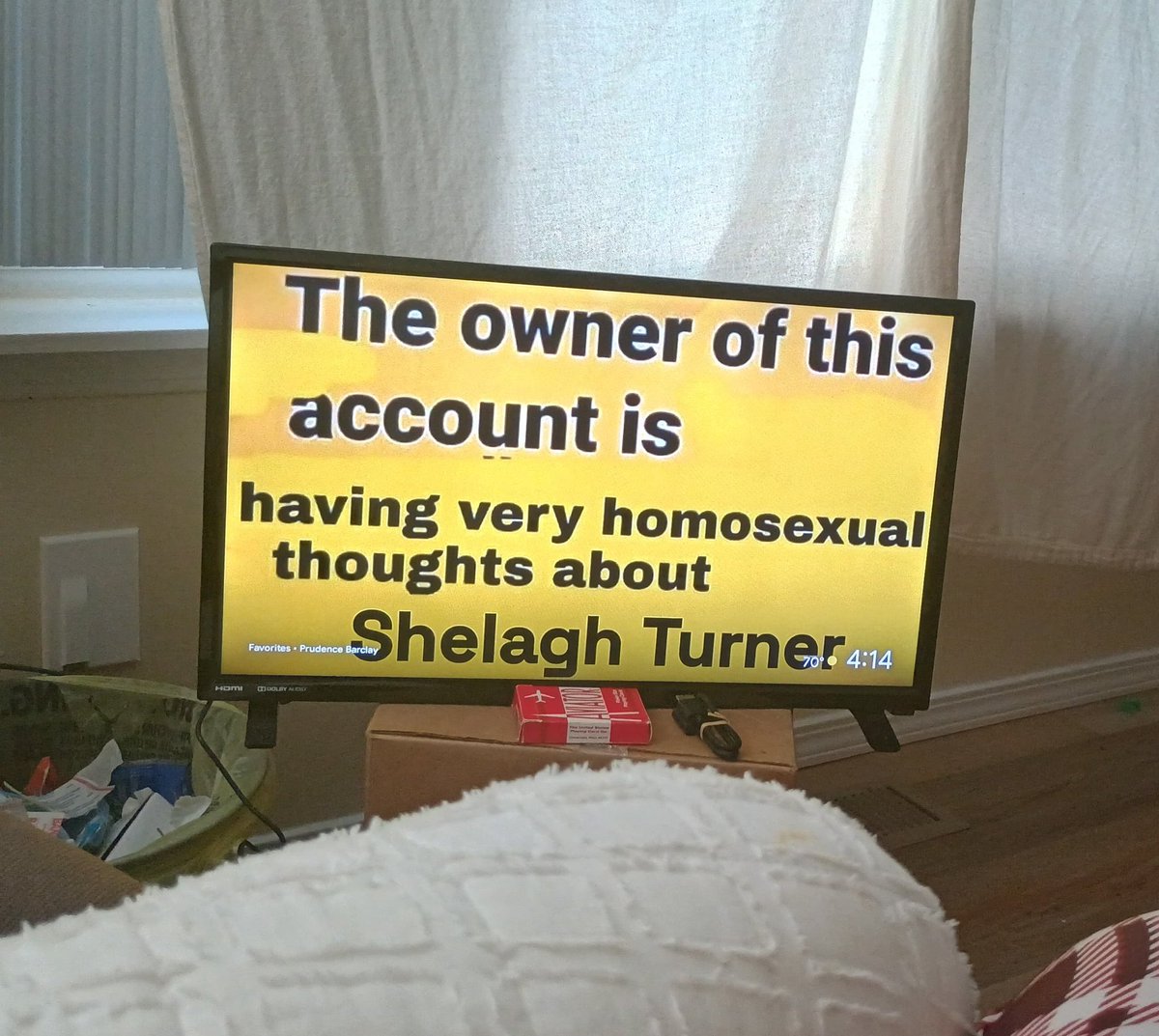 Set my tv screen saver mode to a few of my albums only to get called out by it. 😭😭