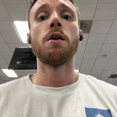 tayevans90's tweet photo. #NewProfilePic https://t.co/i3ggydR2Zy