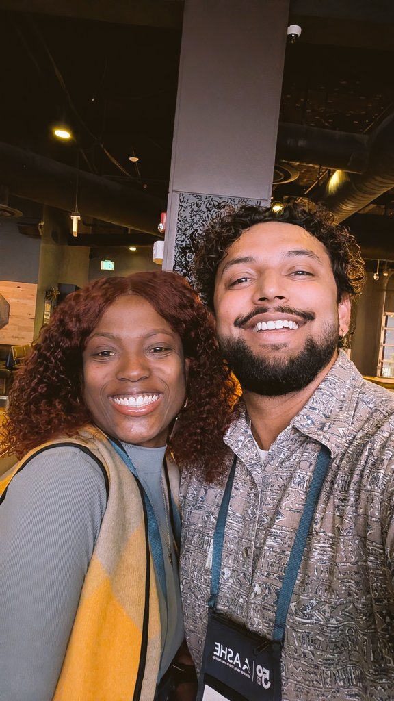 Div J Grad Network tweet media