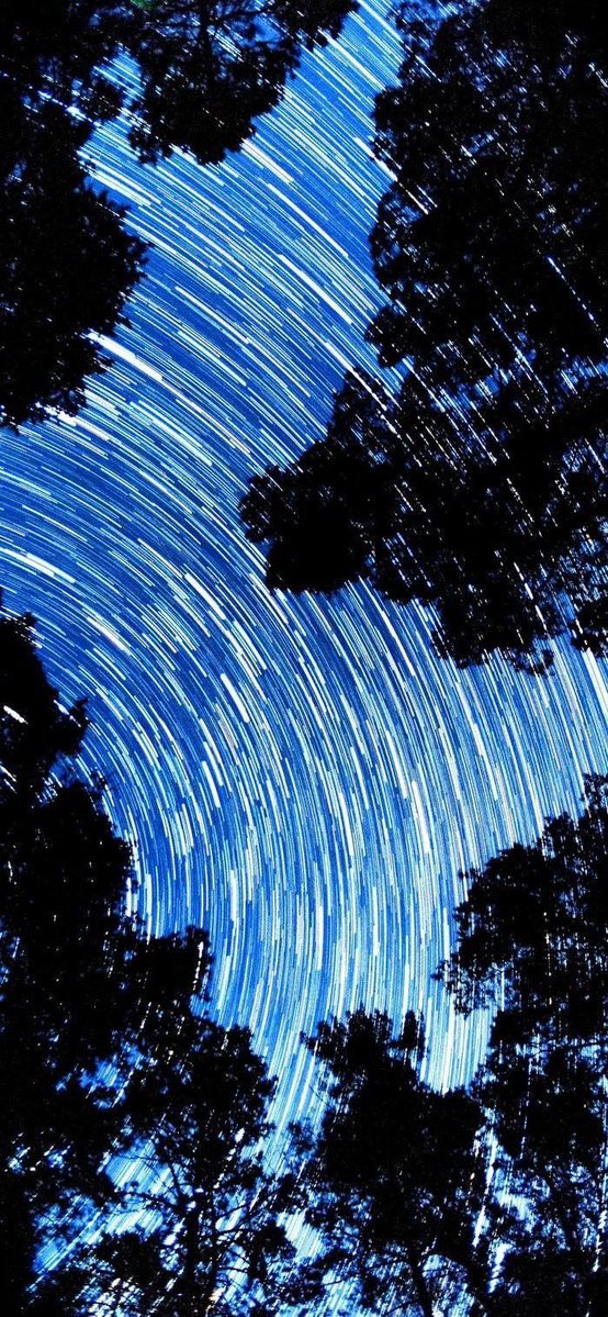 Earth spins. Stars stay.