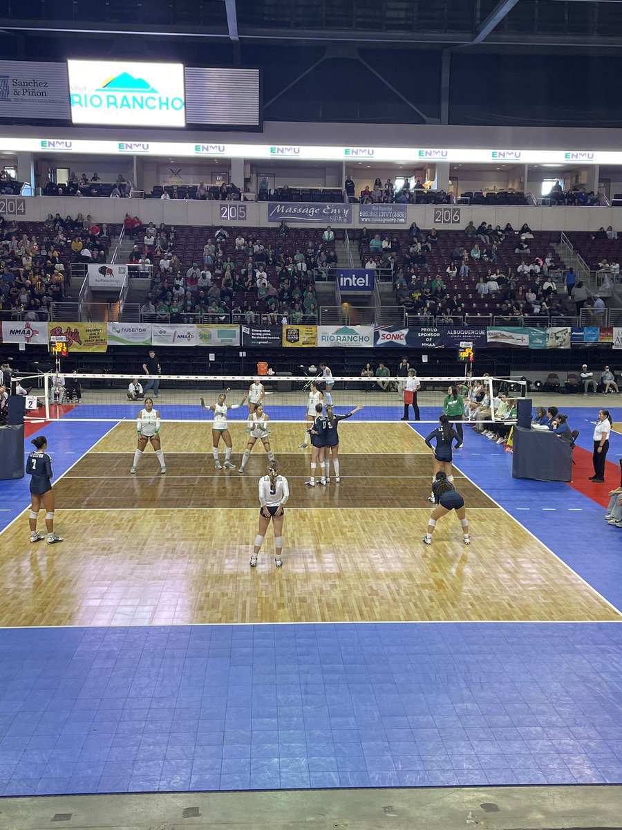 PrincipalLCHS's tweet image. Hey Bear Nation!! We NEED you at the Rio Rancho Event Center at 6:00 to cheer on our volleyball team as they play for the State title!  Let’s go Ladies!! 🐻💙🤍
#WALC